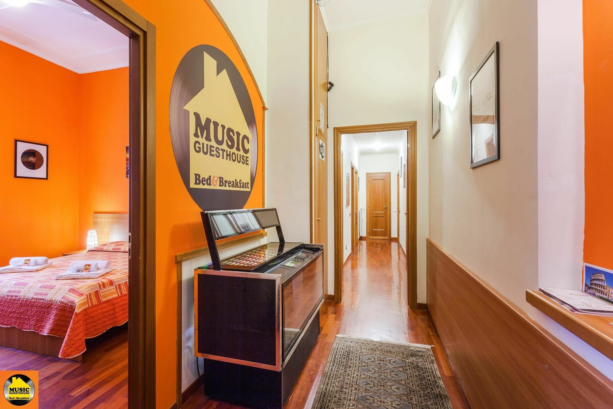 Music Guesthouse Rom Exteriör bild
